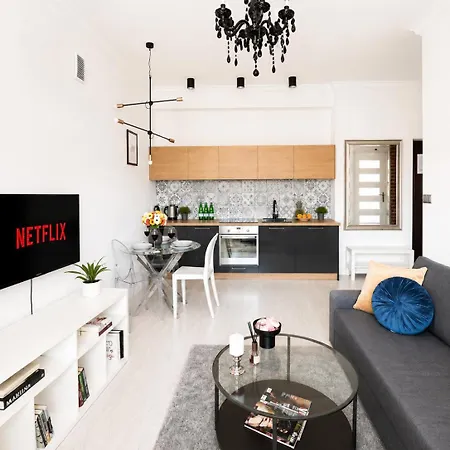 Apartamento Lumina I Near Train Station Centralna I Ac Varsóvia