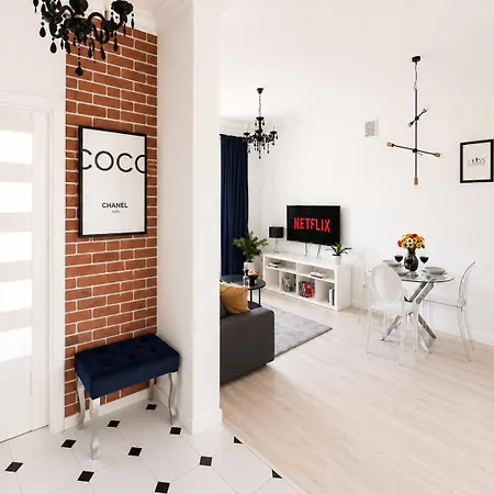 Apartamento Lumina I Near Train Station Centralna I Ac